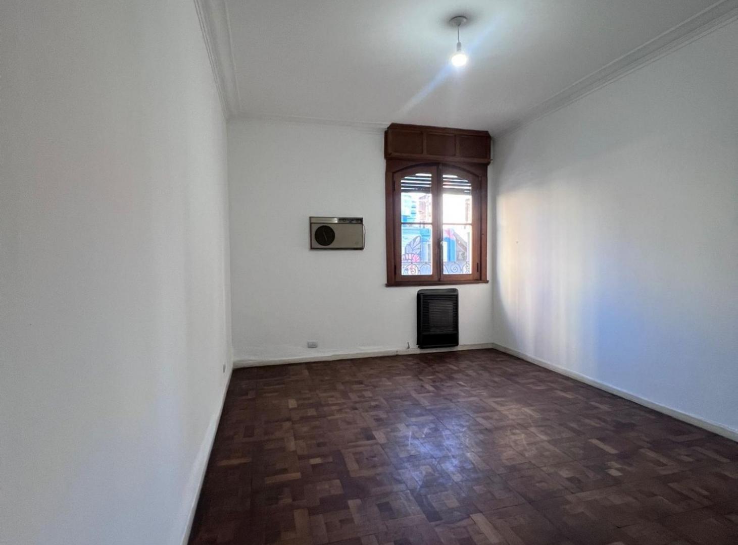 Foto de VENTA DEPARTAMENTO BELGRANO Y DEAN FUNES TERRAZA, imagen 3