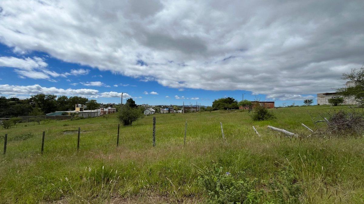 Foto de VENTA TERRENO TANTI 1567 m2, imagen 1