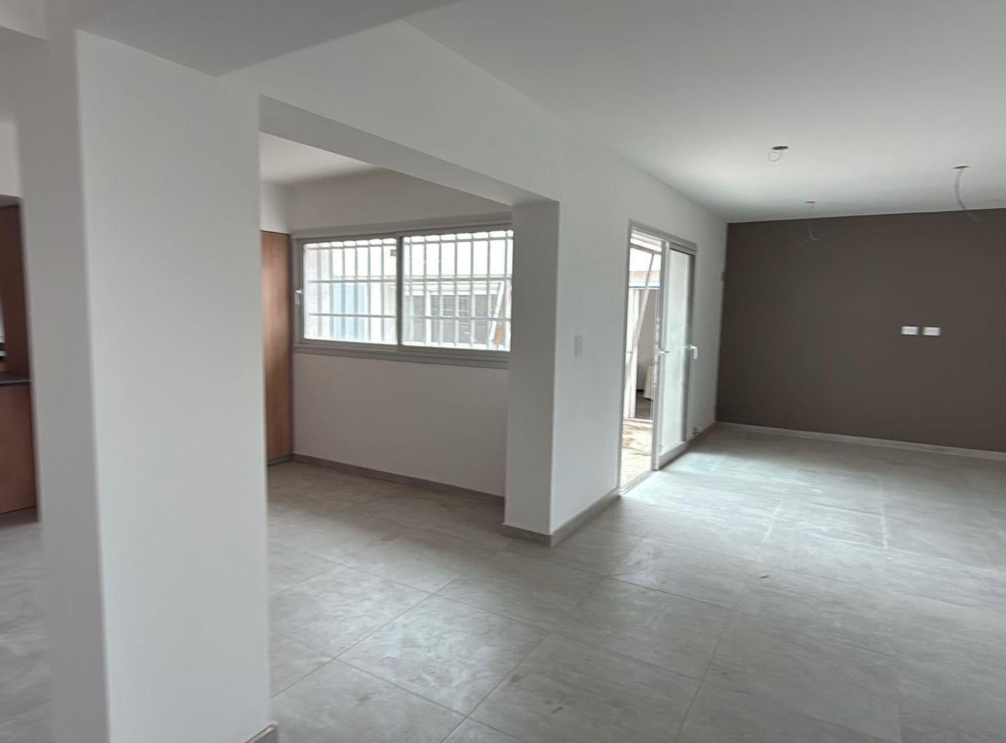 Foto de Casa en Alquiler Cerro Chico 3 Dorm Cochera doble, imagen 5