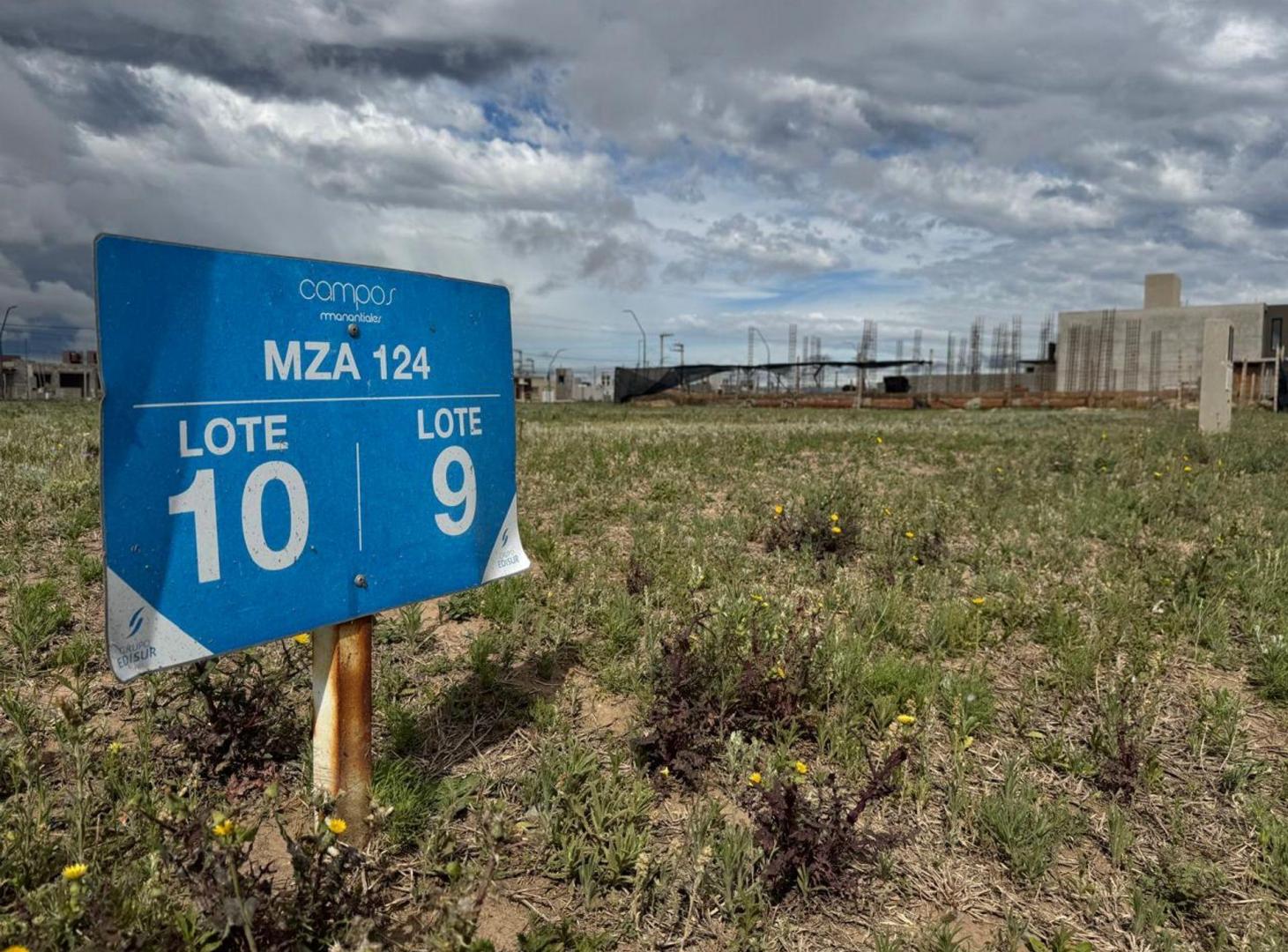 Foto de VENTA LOTE EN CAMPOS DE MANANTALES APTO DUPLEX, imagen 3