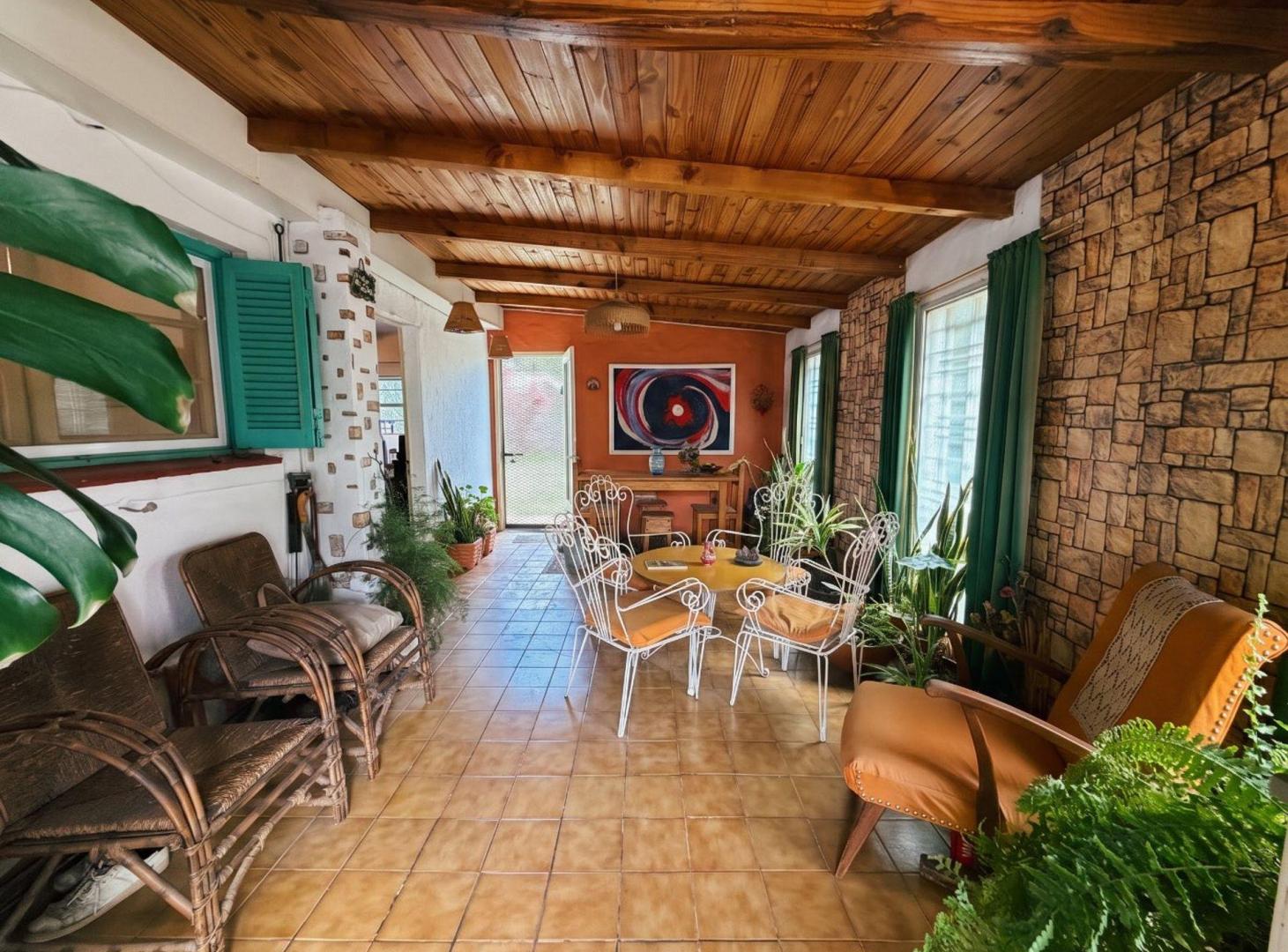 Foto de VENTA OPORTUNIDAD CASA Y LOCAL EN BIALET MASSE, imagen 1