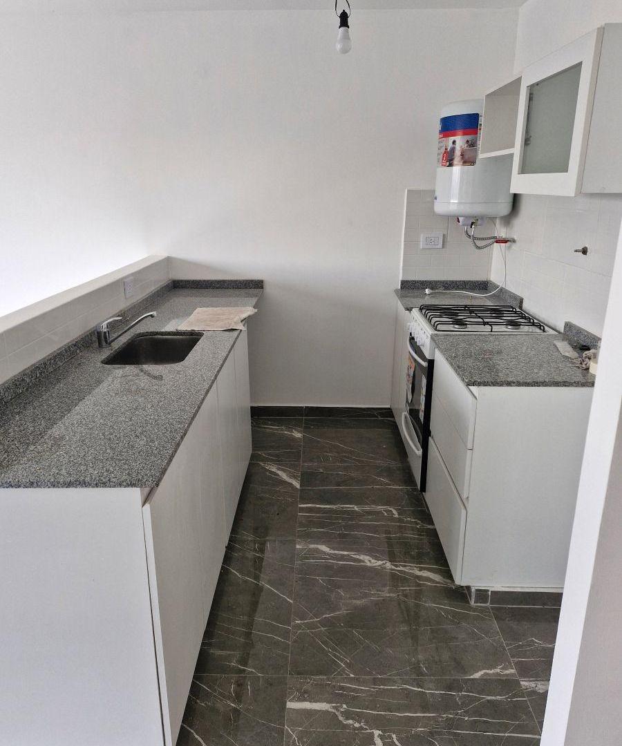 Foto de PISO EXCLUSIVO 3 DORMITORIOS PARRILLERO Y TERRAZA DE USO EXCLUSIVO, imagen 5