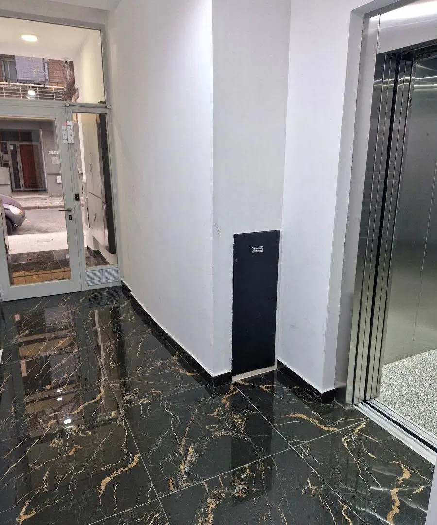 PISO EXCLUSIVO 3 DORMITORIOS PARRILLERO Y TERRAZA DE USO EXCLUSIVO 4