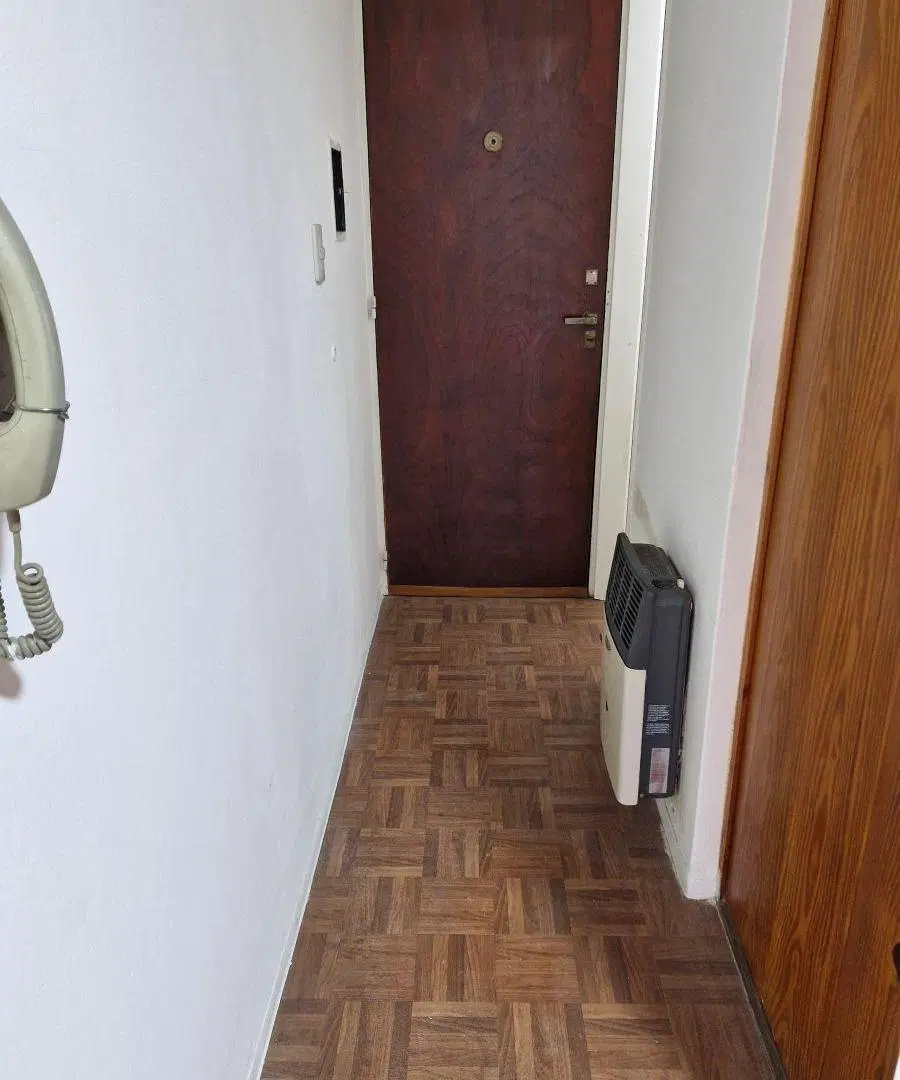 MONOAMBIENTE CON BALCON AL FRENTE 5