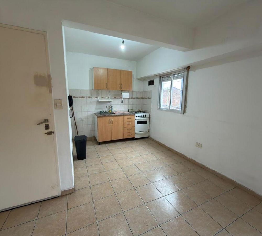 Foto de ALQUILER DEPARTAMENTO 2 AMBIENTES SANTOS LUGARES, imagen 4