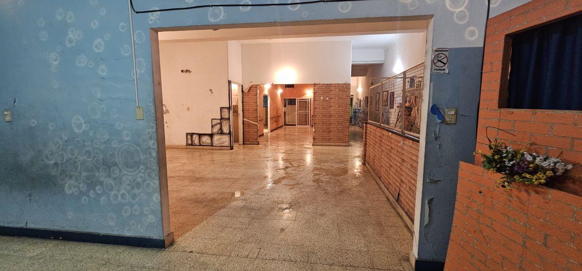 Foto de ALQUILER LOCAL EN 1 PISO + PH PB + FONDO LIBRE, imagen 3