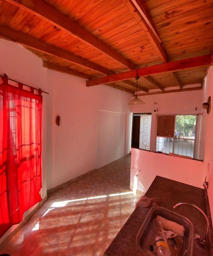 CASA EN VENTA FINANCIADA, EXCELENTE UBICACION 2