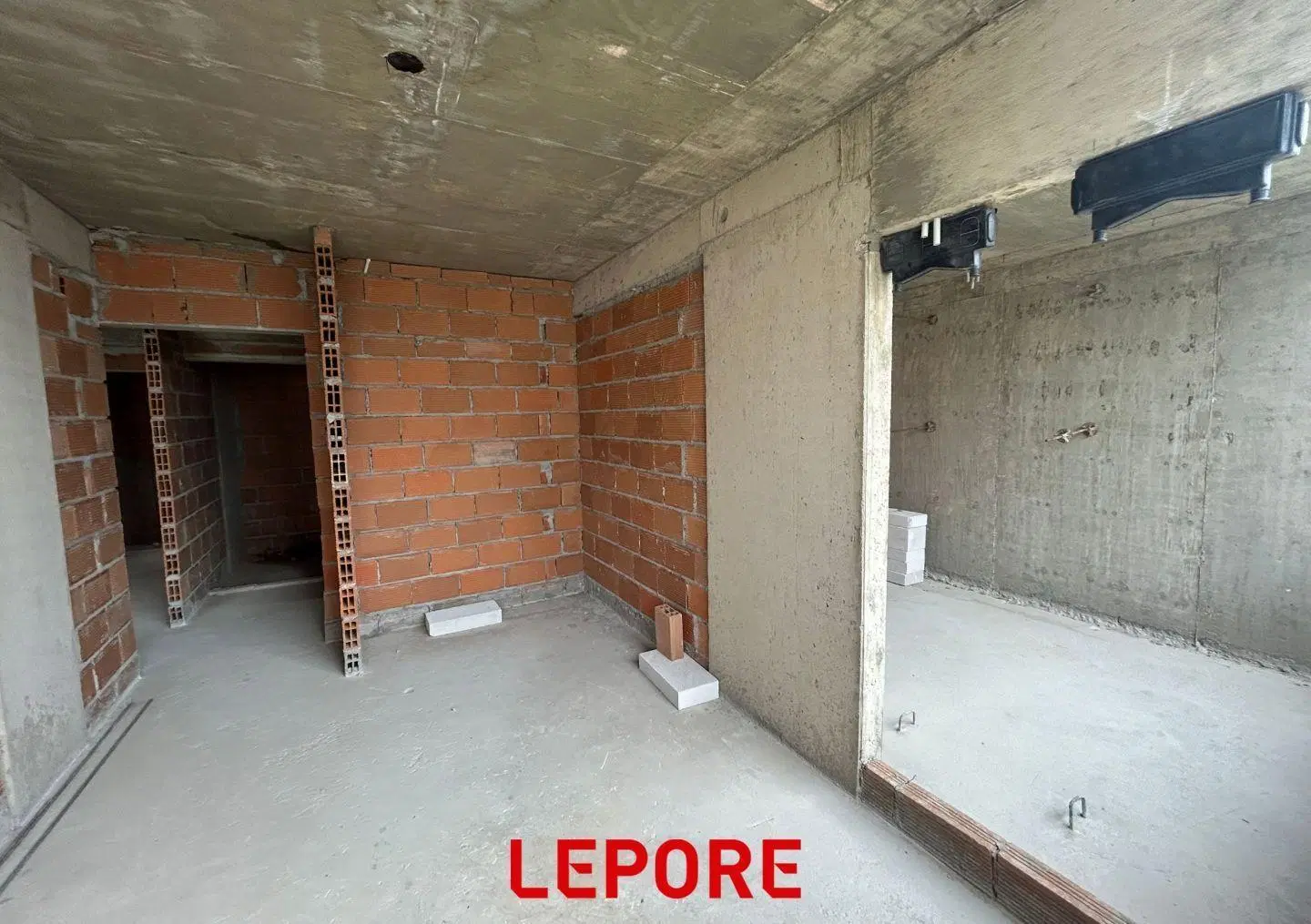 Departamento de 3 ambientes con balcón al frente, muy luminoso y con excelente d 4