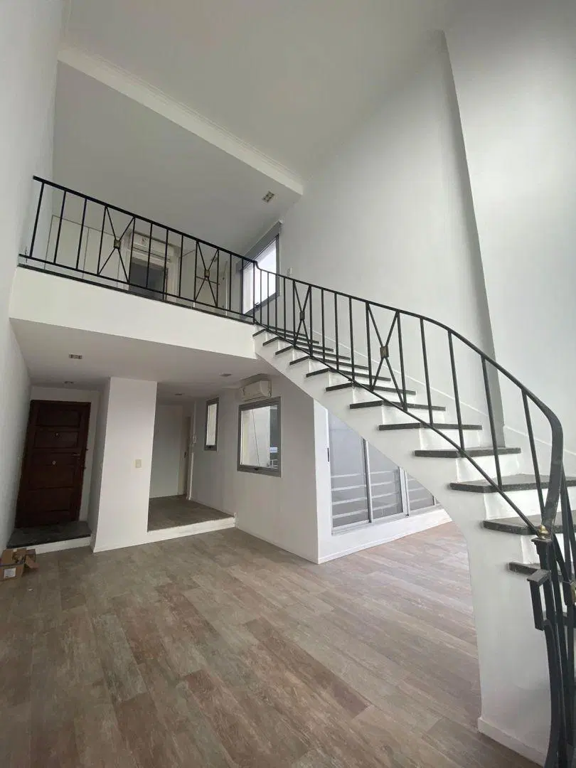 Duplex 3 amb  a metros de Plaza Vte Lopez 3