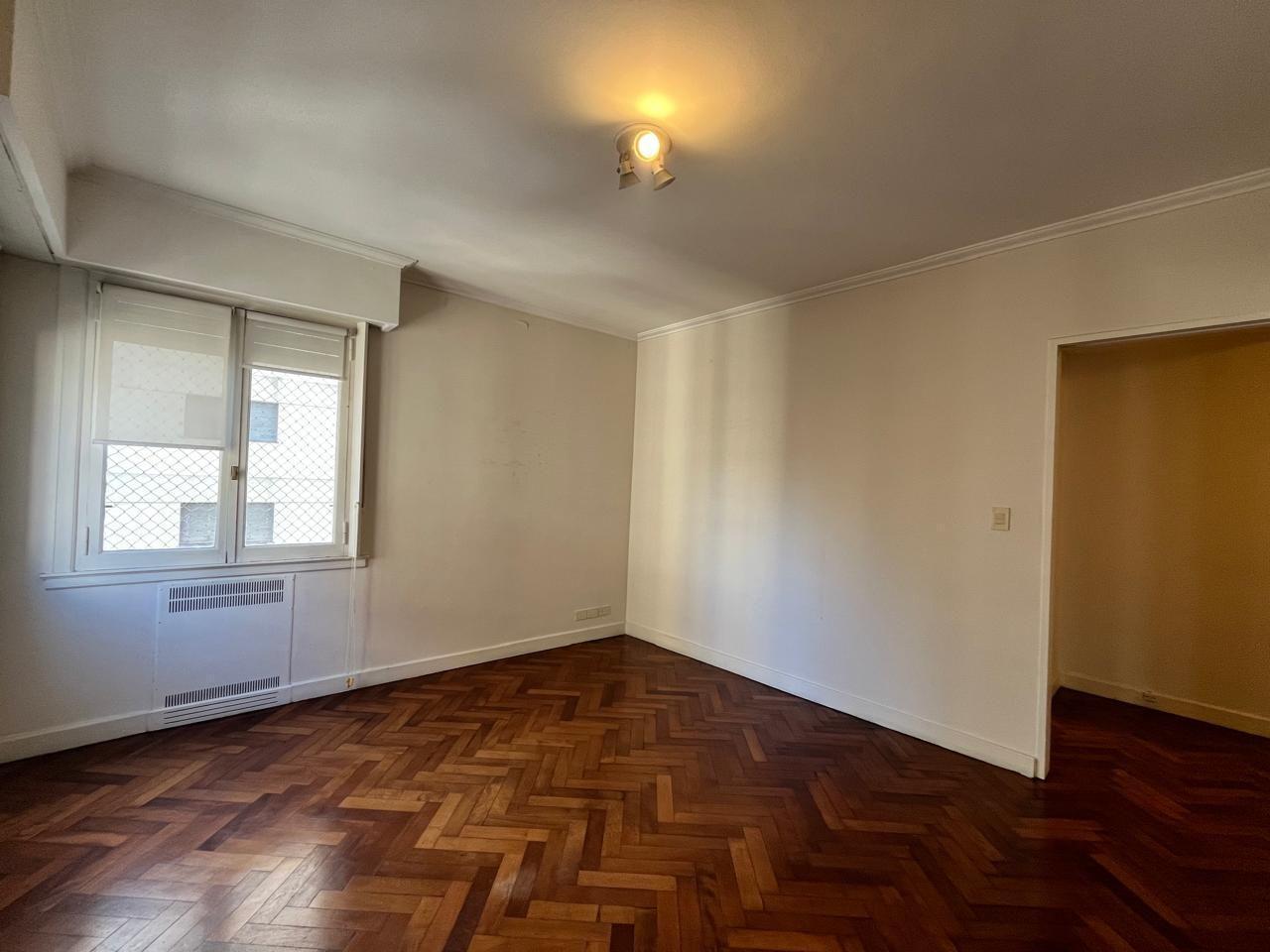 Foto de 6° piso al frente con vista abierta en Viamonte y Callao, imagen 3