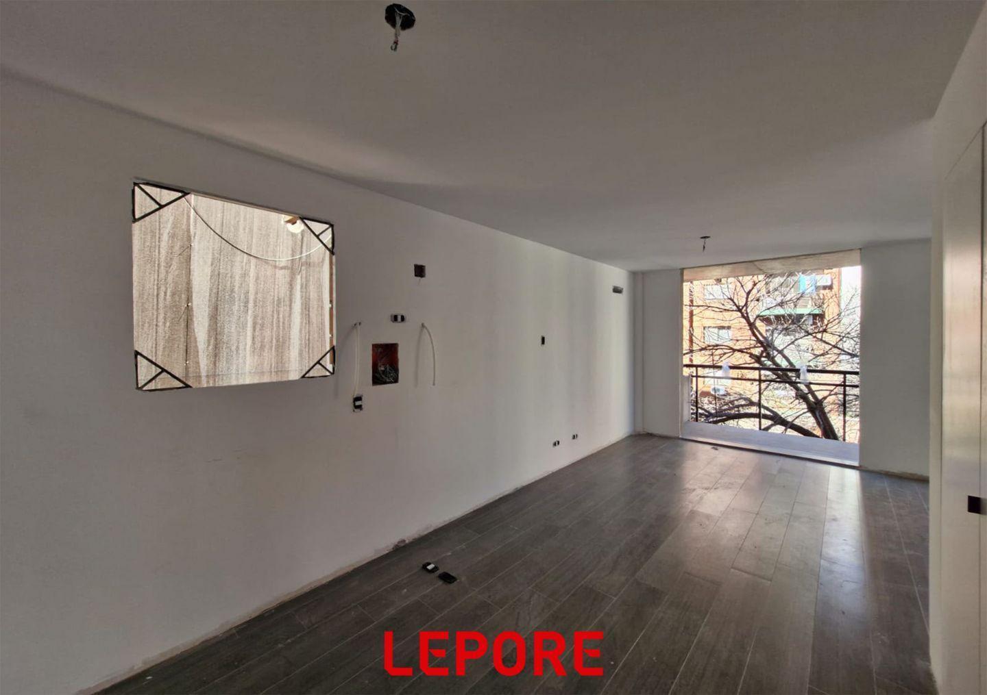 Foto de VENTA MONOAMBIENTE DIVISIBLE CON BALCÓN AL FRENTE EN VILLA URQUIZA, imagen 2