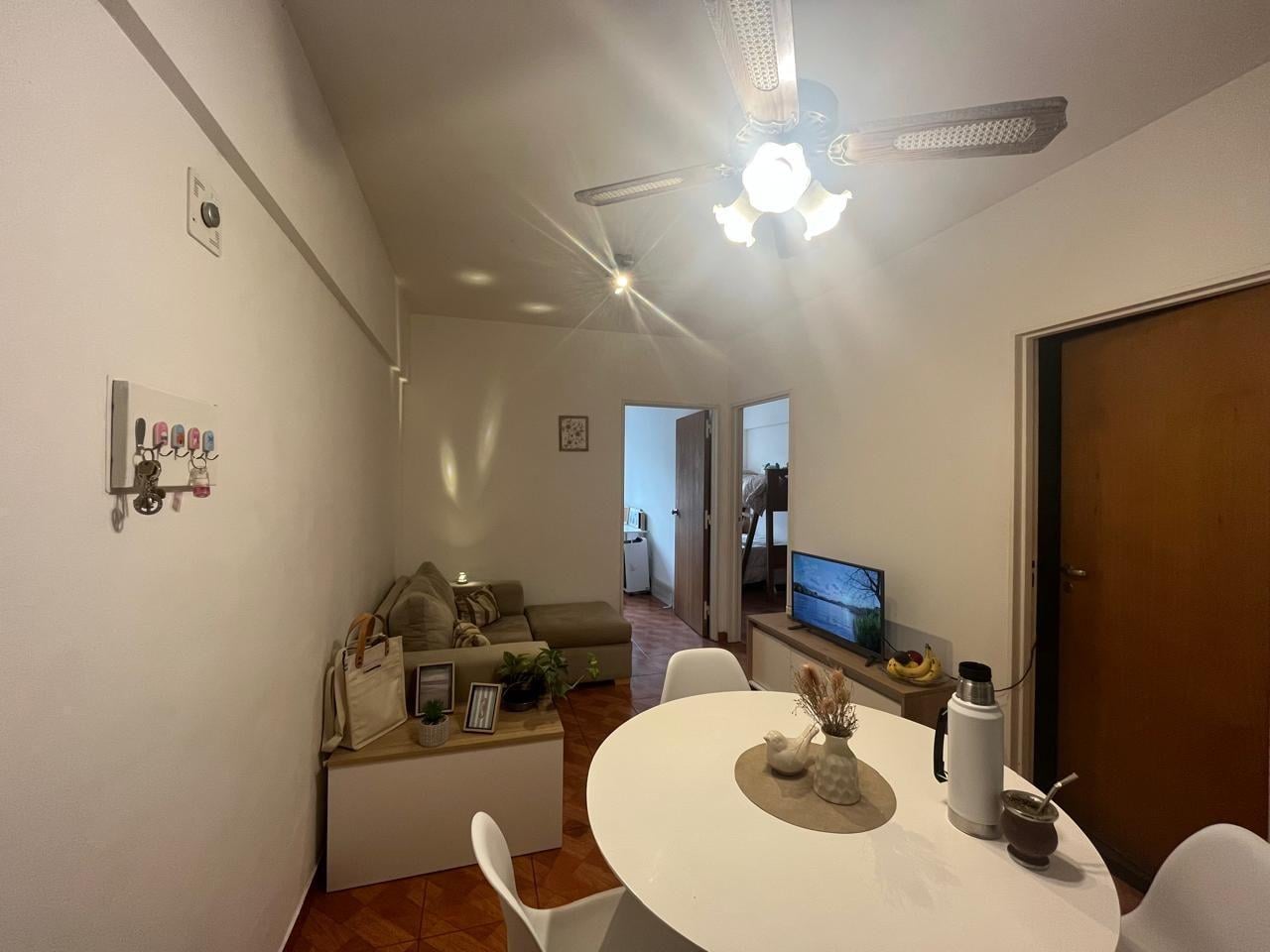 Foto de 3 AMBIENTES APTO PROFESIONAL - EXCELENTE UBICACIÓN, imagen 3