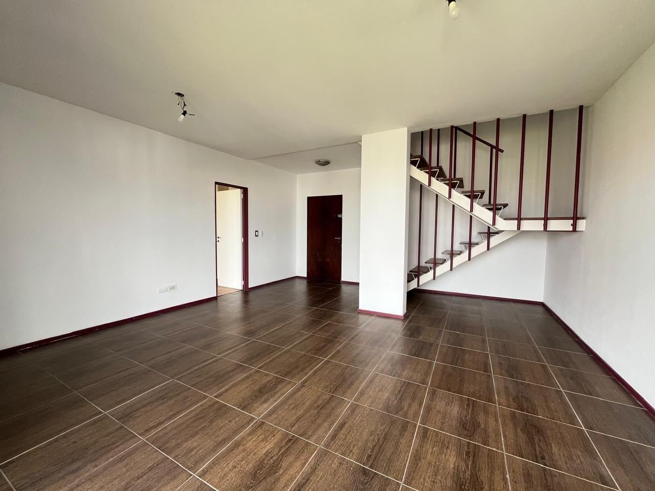 Foto de Duplex -con exc vista panorámica - coghlan, imagen 1