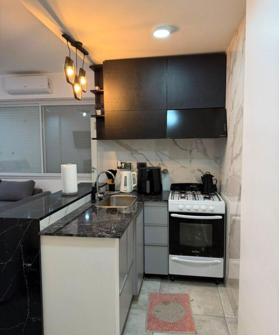 Foto de Alquiler Monoambiente Reciclado a Nuevo y Amueblado – Av. Luro 2300, imagen 1
