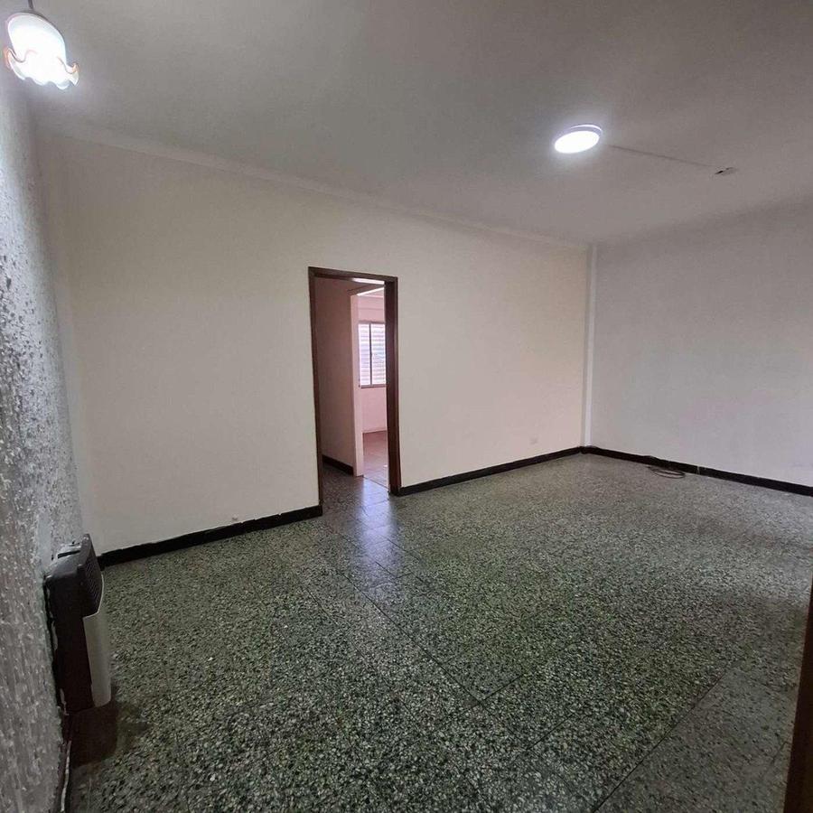 Venta departamento 3 amb Banfield centro