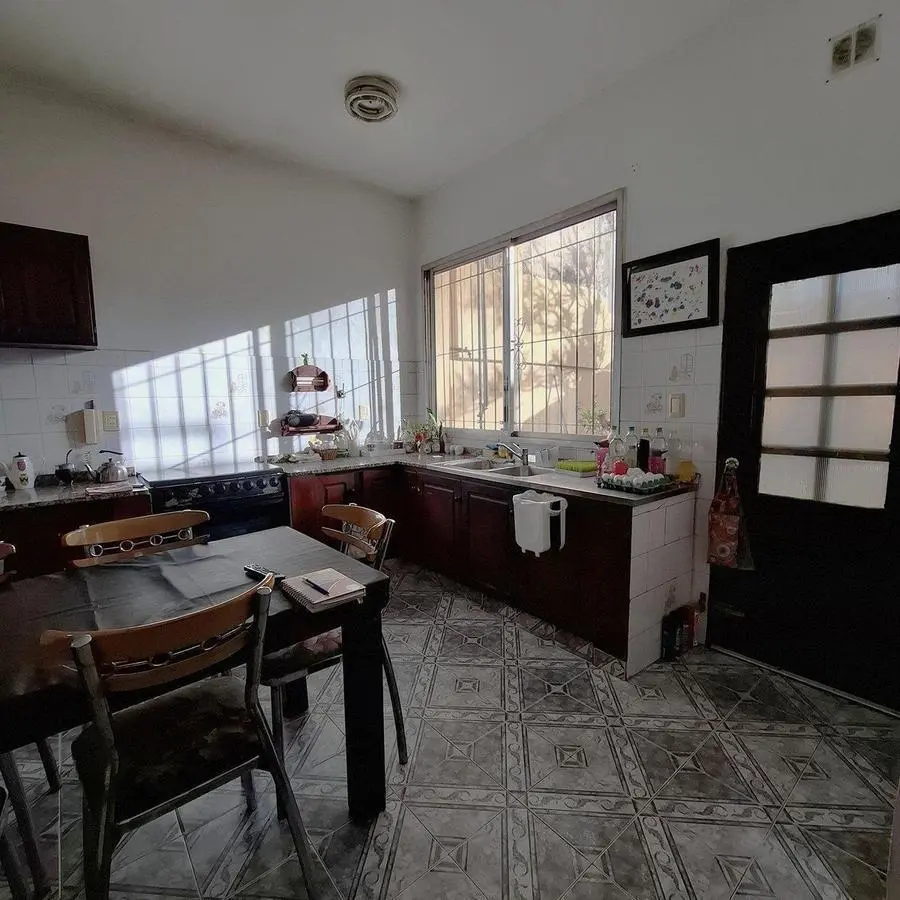 Vende PH 4 amb en Lanús Este refaccionado 3