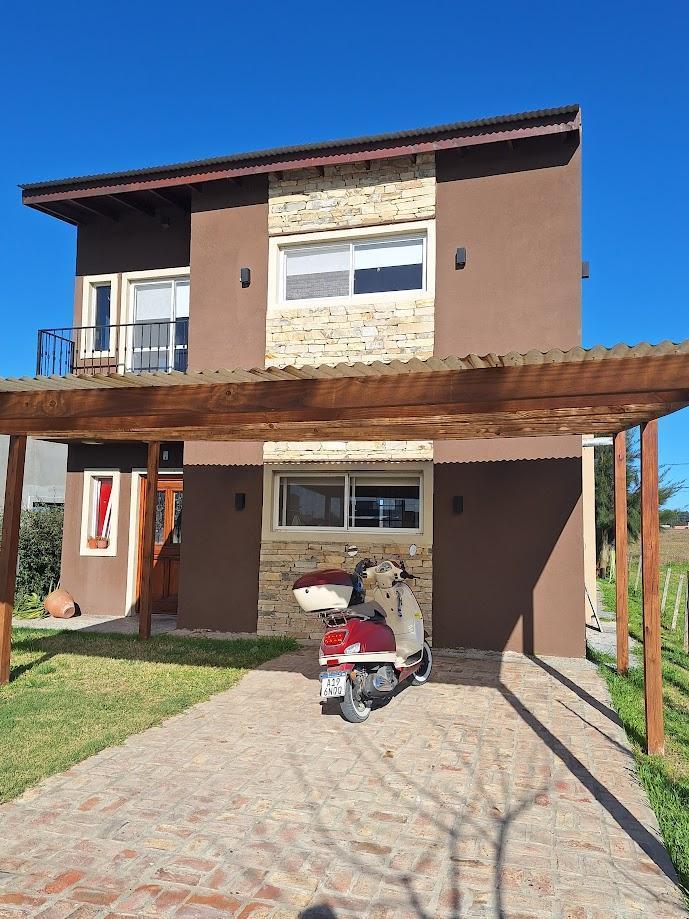 Foto de Hermosa casa 2 plantas con vista al campo en Domselaar Chico VENTA, imagen 5