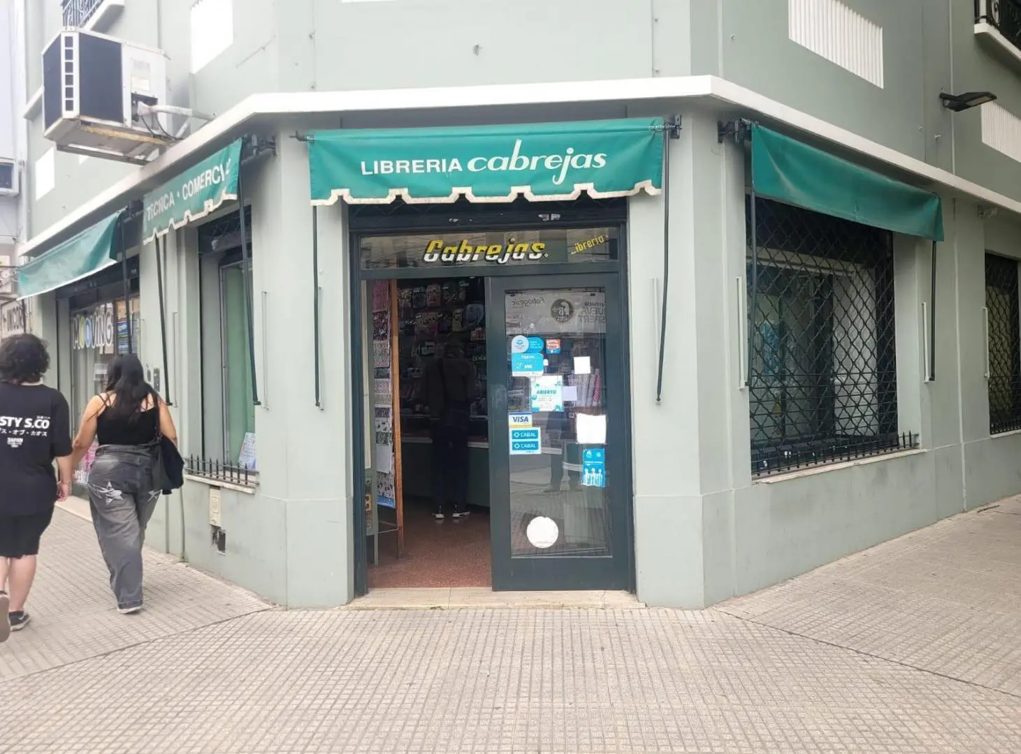 local fondo de comercio y departameto en block 4