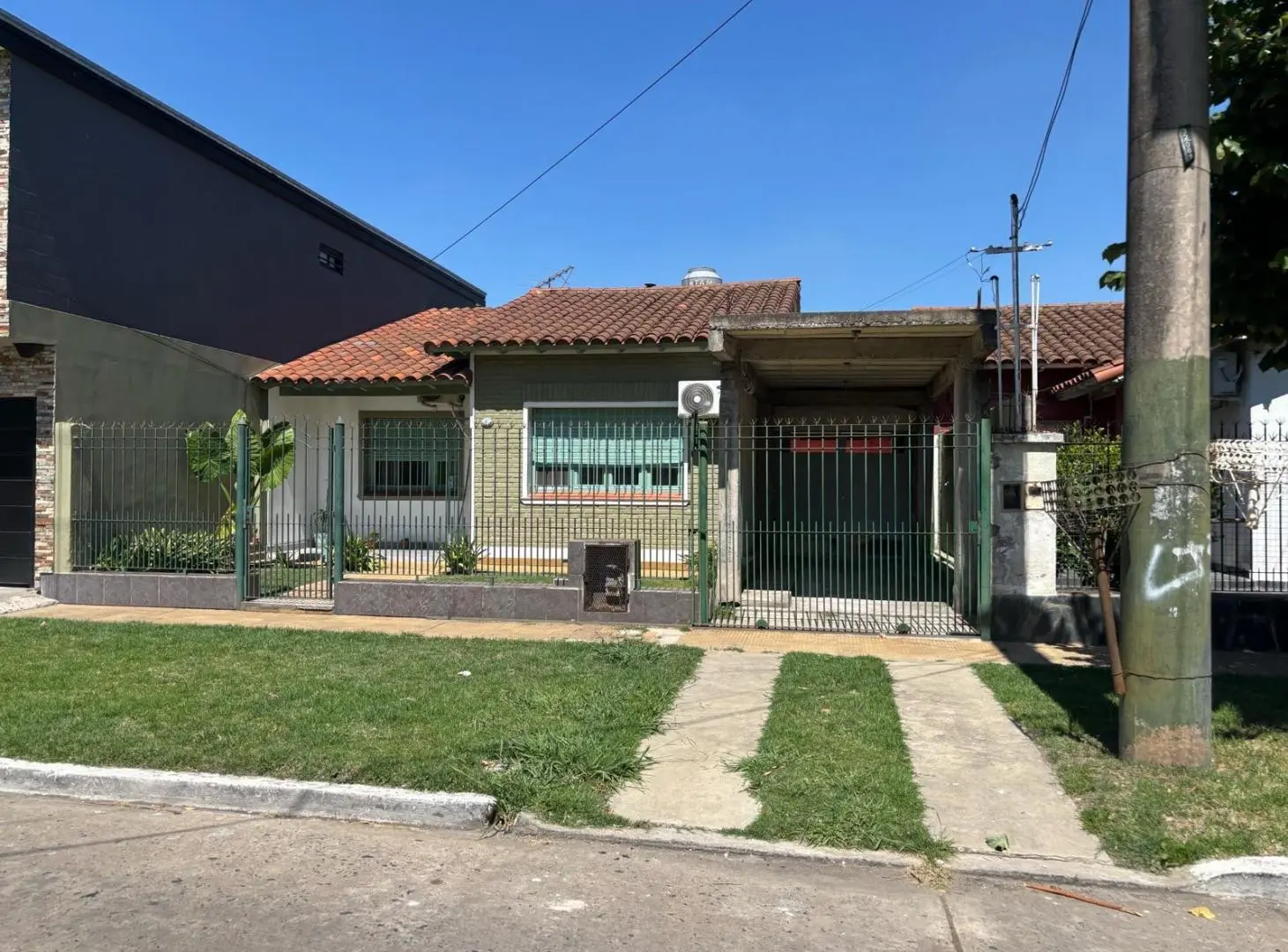 Casa - Banfield Este 2