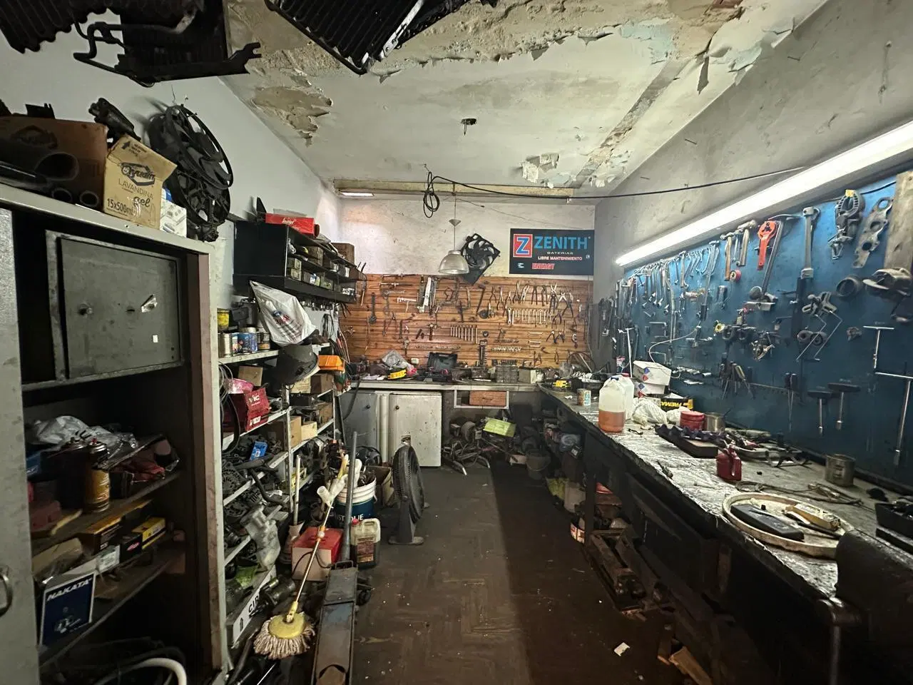 Taller Mecánico con propiedad en venta 3