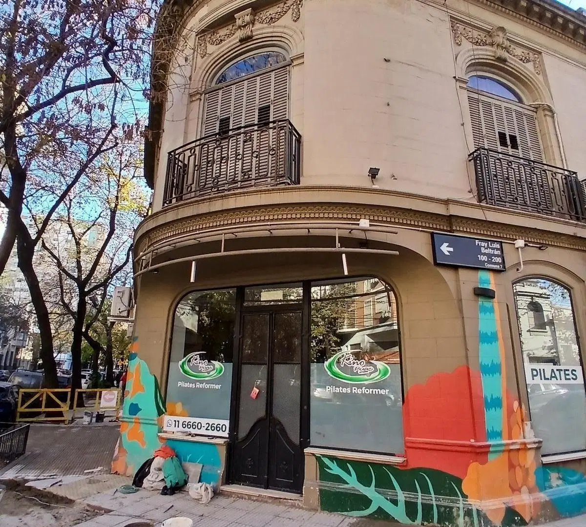 Magnífica esquina clave de Flores, en Block, con local y dos viviendas, ideal Inversionista VENTA 2