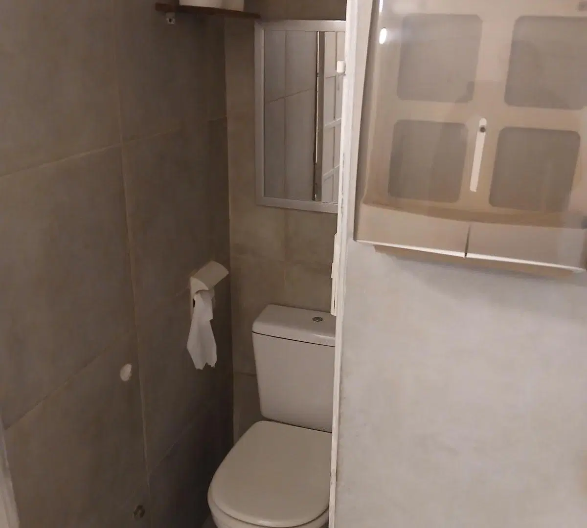 Magnífica esquina clave de Flores, en Block, con local y dos viviendas, ideal Inversionista VENTA 3