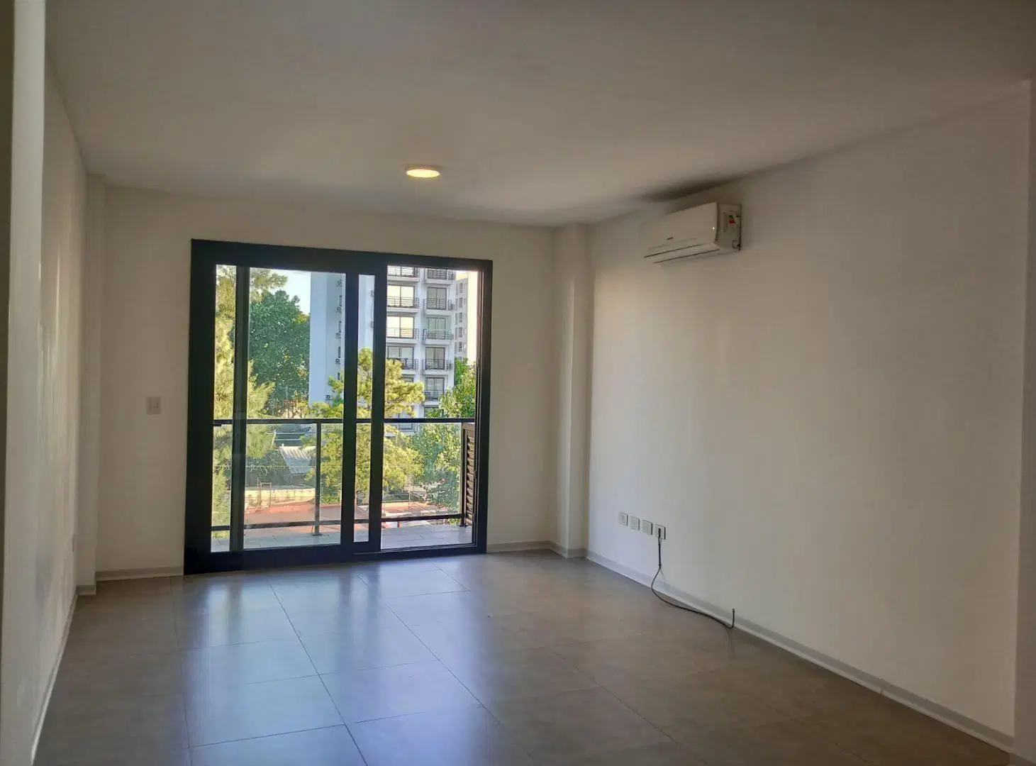 Departamento - Remedios De Escalada 2
