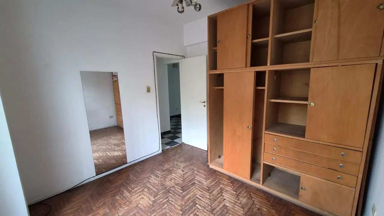 Departamento en Banfield Este 3