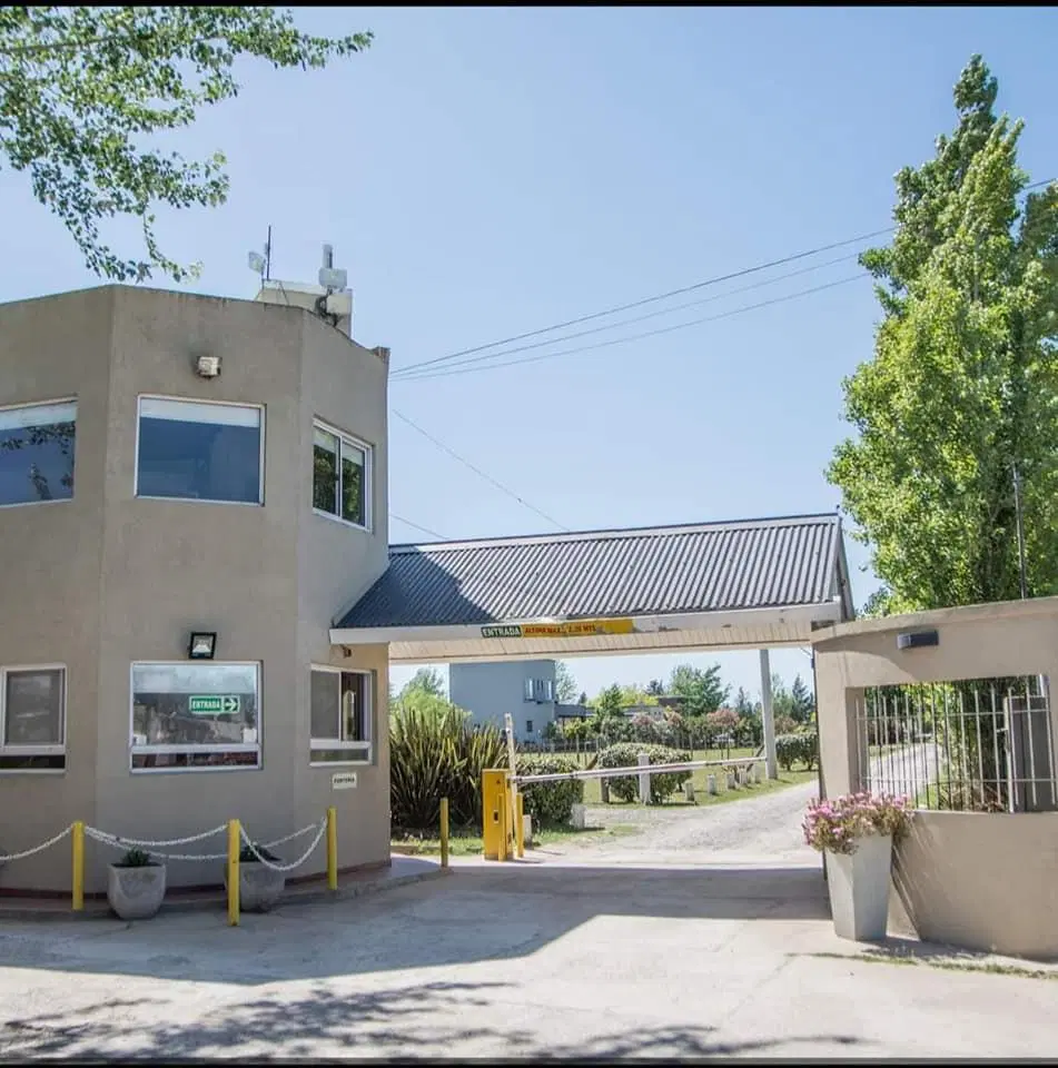 Casa 2 plantas recién estrenada acepta financiación en Domselaar Chico VENTA 4