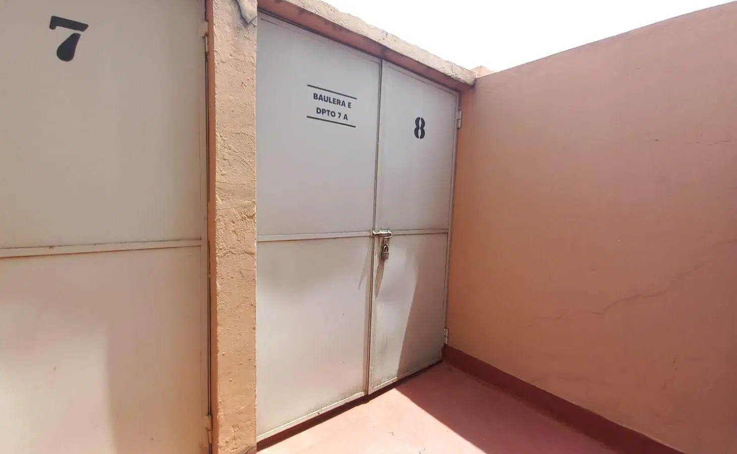 Departamento con baulera y cochera en alquiler 5