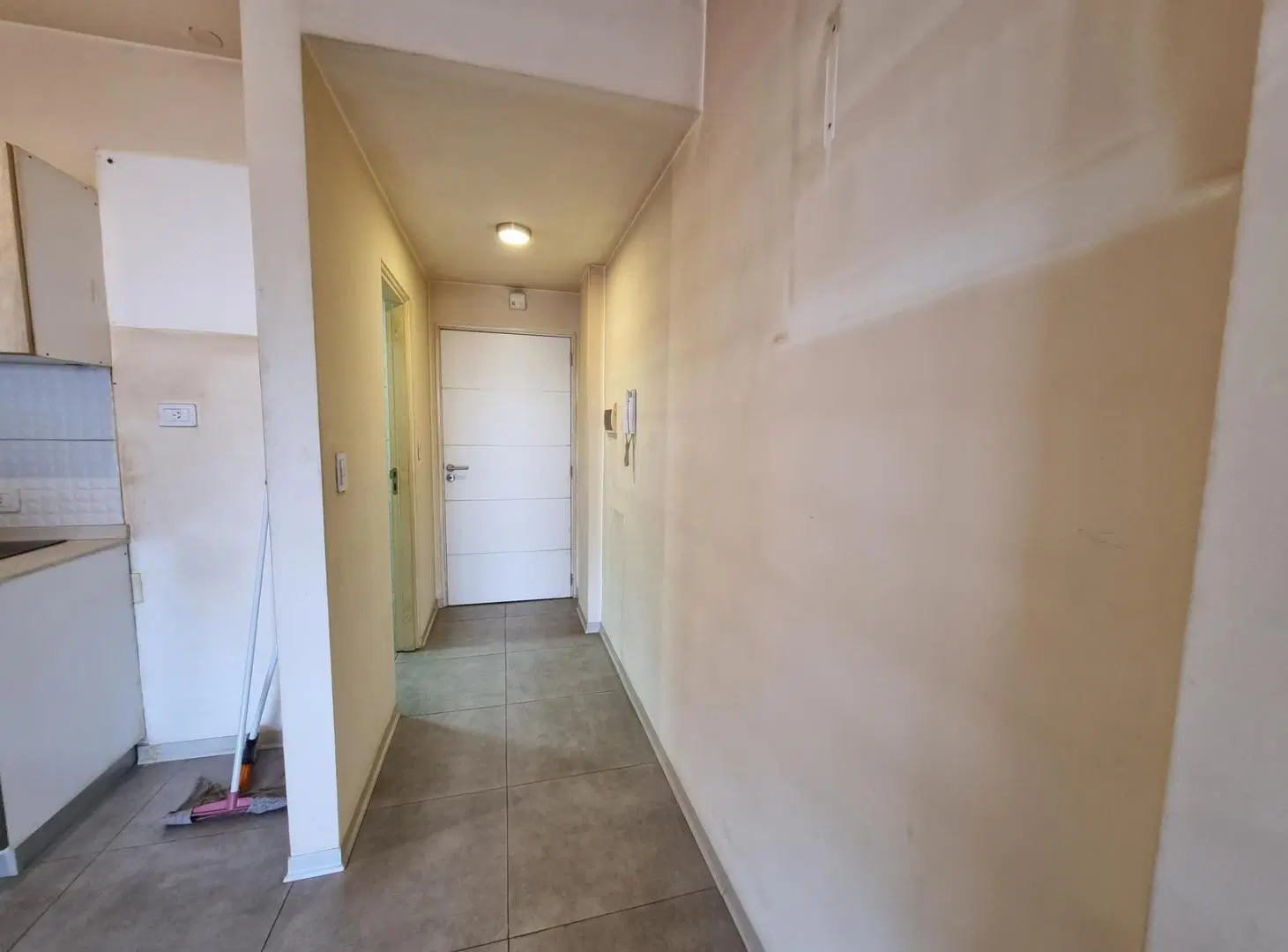 Departamento monoambiente con Sum y pileta 3