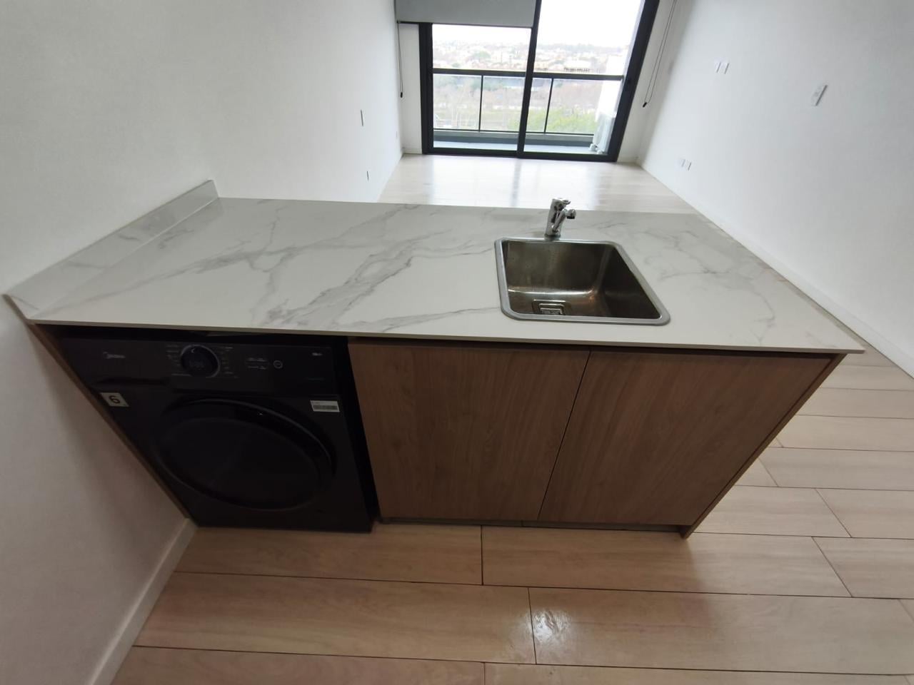 Foto de Departamento en Remedios De Escalada alquiler monoambiente, imagen 1