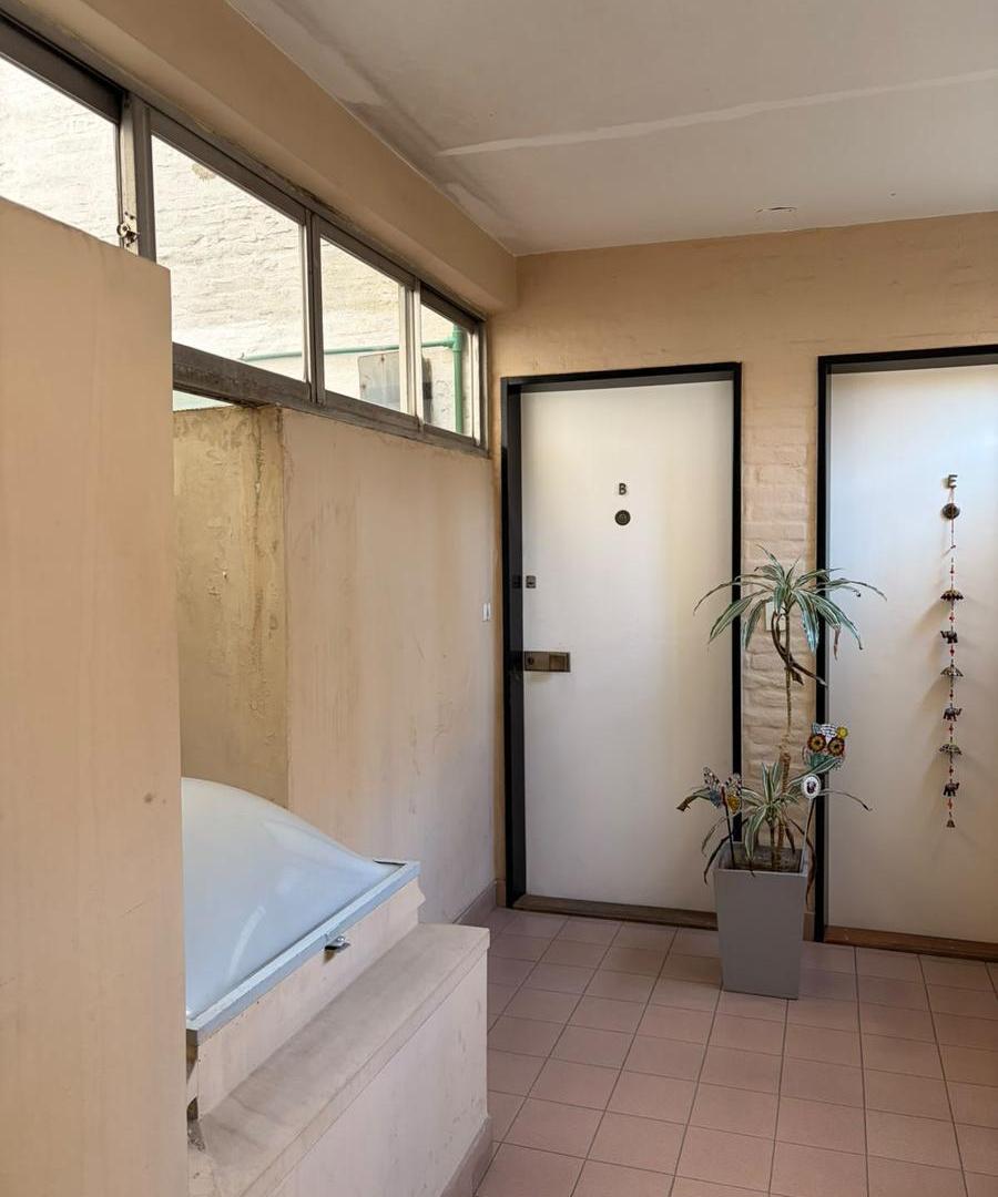 Foto de Departamento en venta centro de lomas de zamora, 3 ambientes con, imagen 2