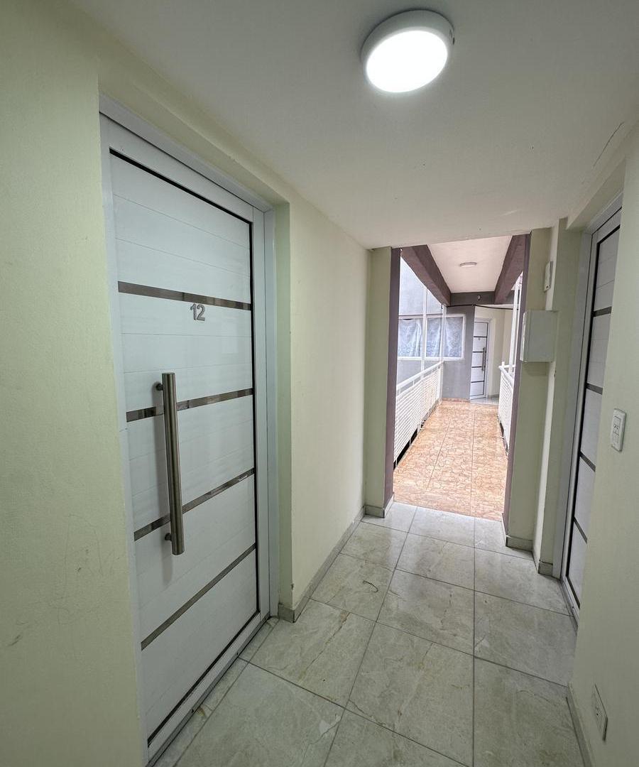 Foto de Departamento en venta en San Bernardo a 6 cuadras del mar, imagen 2