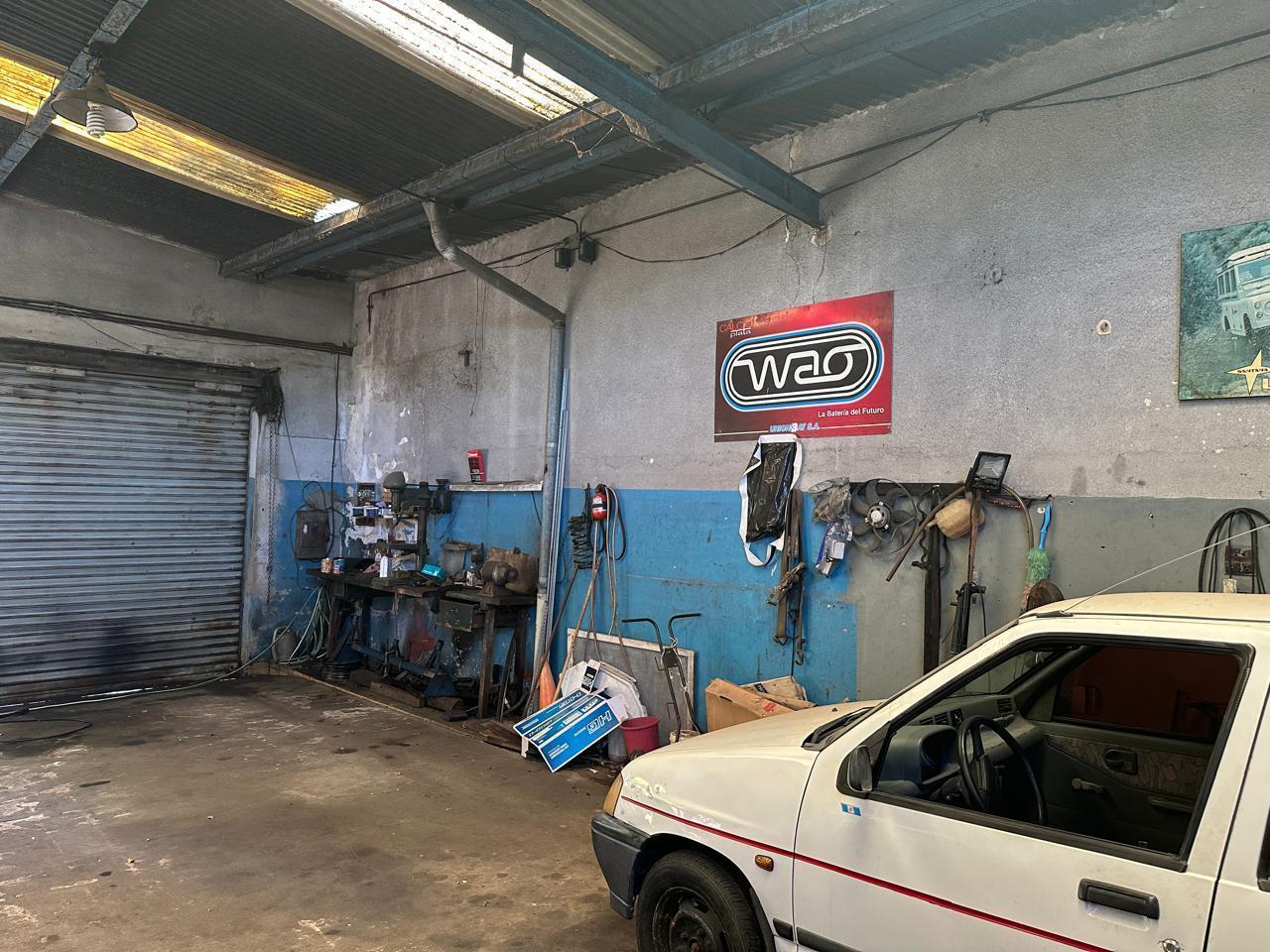 Foto de Taller Mecánico con propiedad en venta, imagen 2