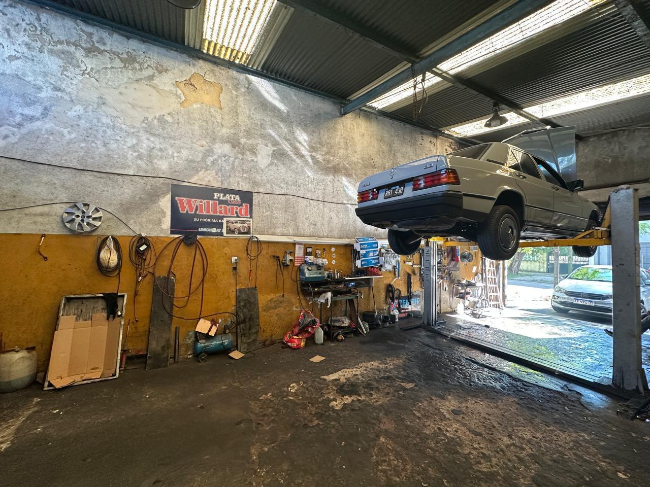 Foto de Taller Mecánico con propiedad en venta, imagen 3