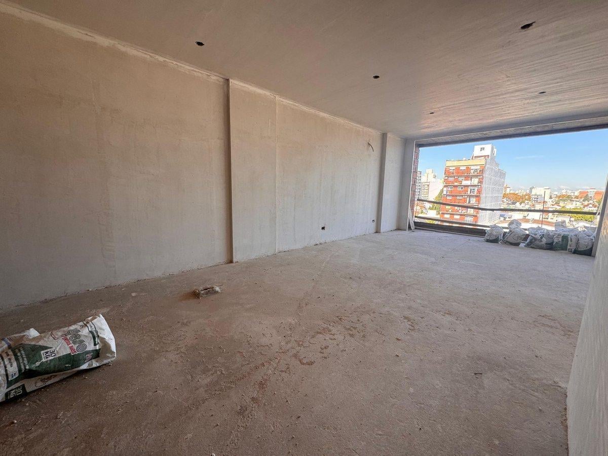 Foto de SEMIPISO 3 AMB -30%Y 24 CUOTAS-SUM/PILETA LANUSITA, imagen 3