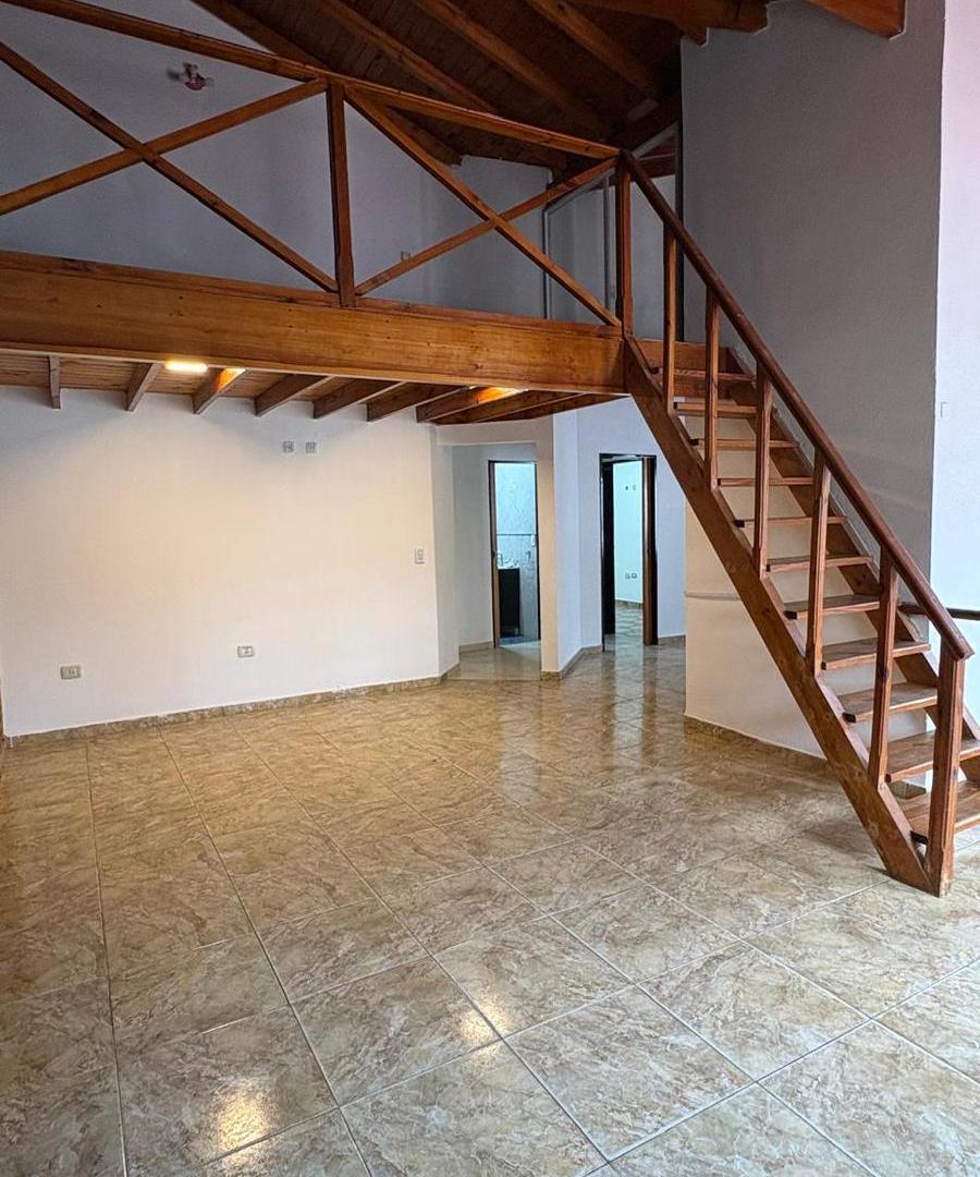 Foto de Venta de Casa con pileta y cochera, en barrio la Union, Ezeiza, imagen 3