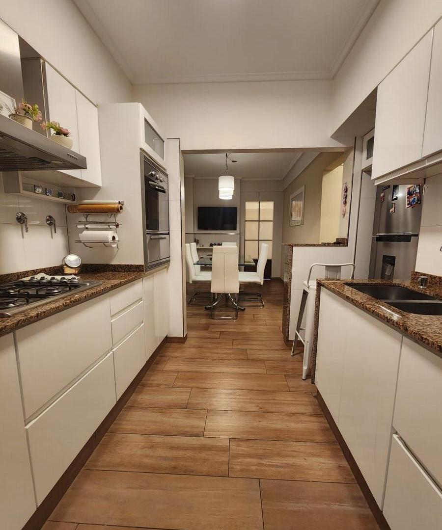 Foto de - Lote Comercial 10x31 con 3 Casas y Apto Desarrollo en Altura Lanusitas, imagen 3