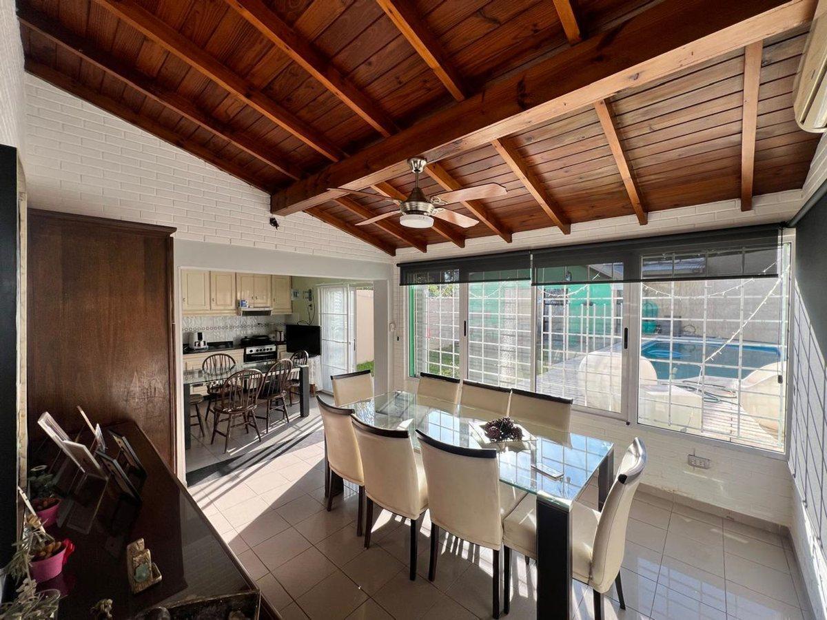 Foto de Casa en venta 7 ambientes apto Credito, imagen 1