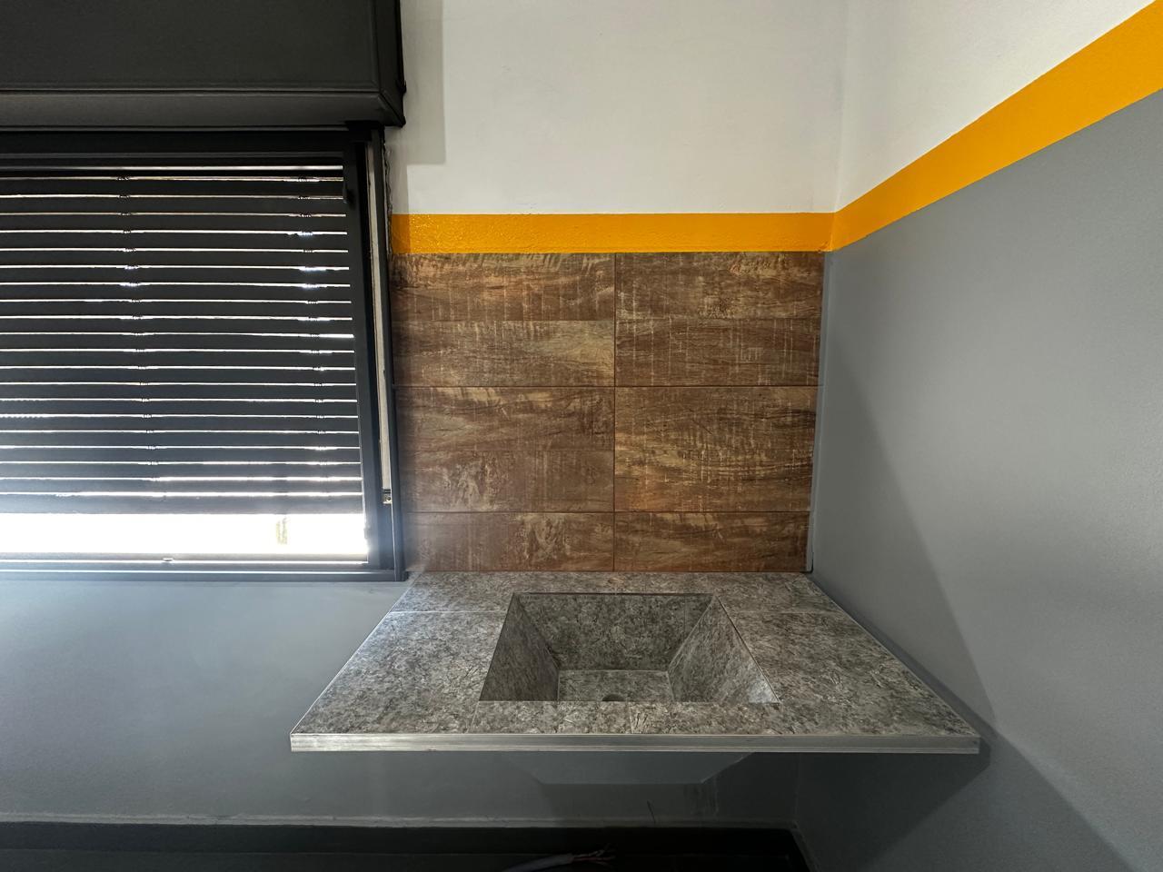 Foto de Depósito/Galpón en alquiler, imagen 2