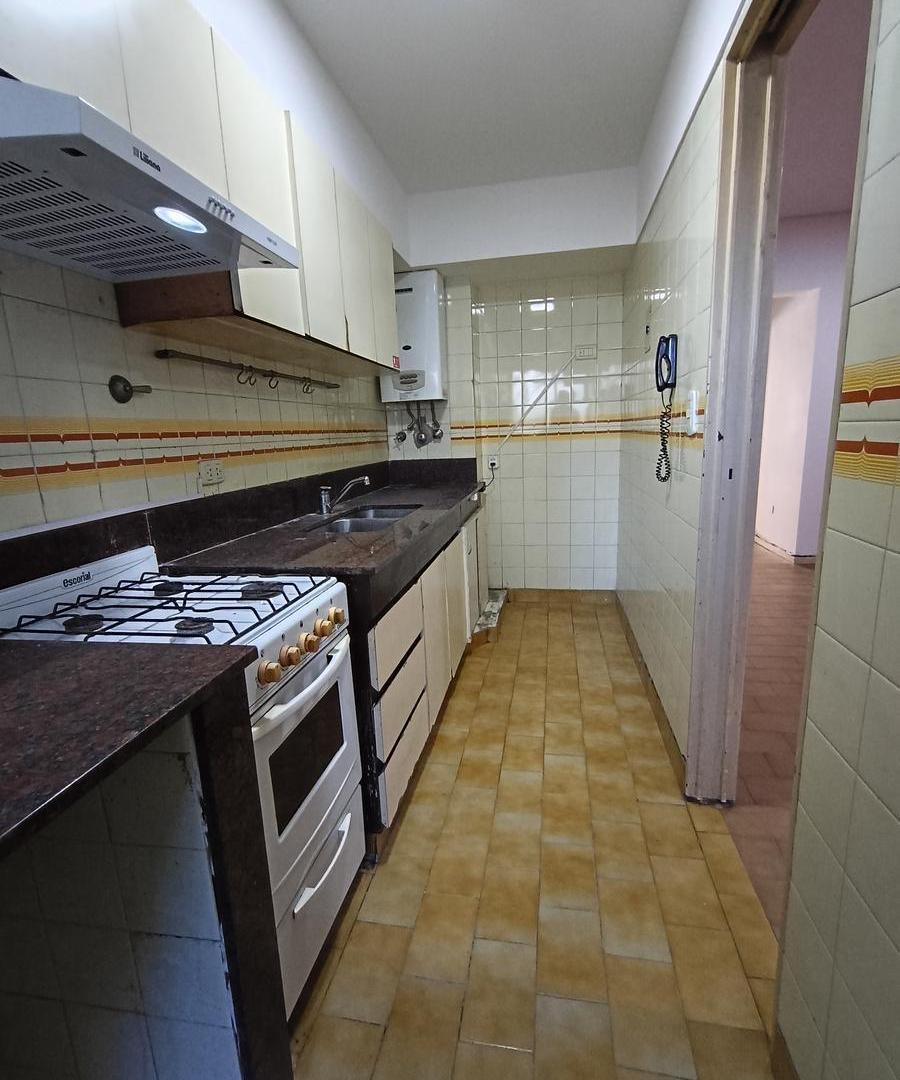 Foto de OPORTUNIDAD! Departamento en Venta Centro Lomas de Zamora - Apto Crédito, imagen 1