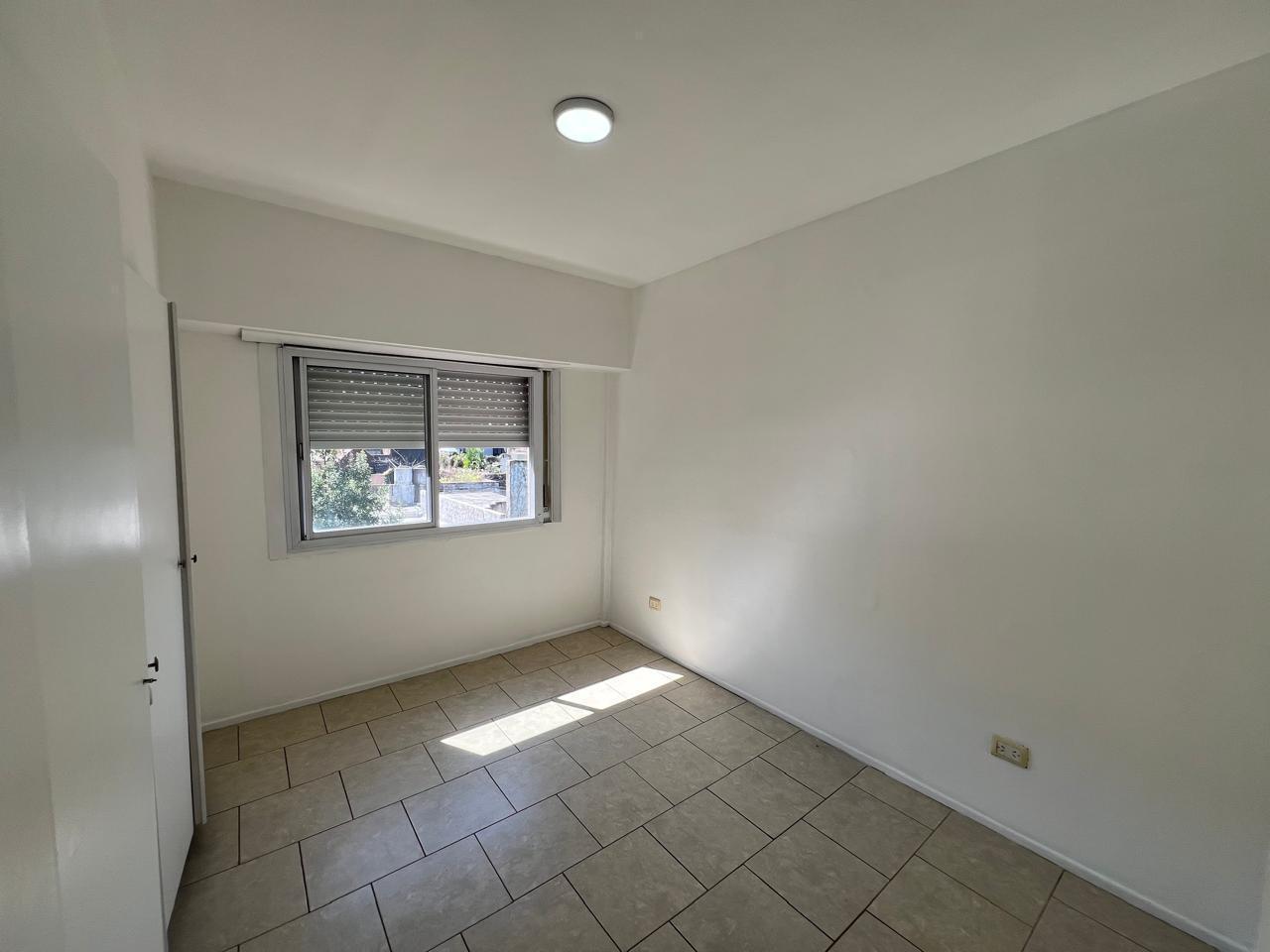 Foto de ALQUILER DEPARTAMENTO 3 AMBIENTES. ADROGUÉ CENTRO., imagen 5