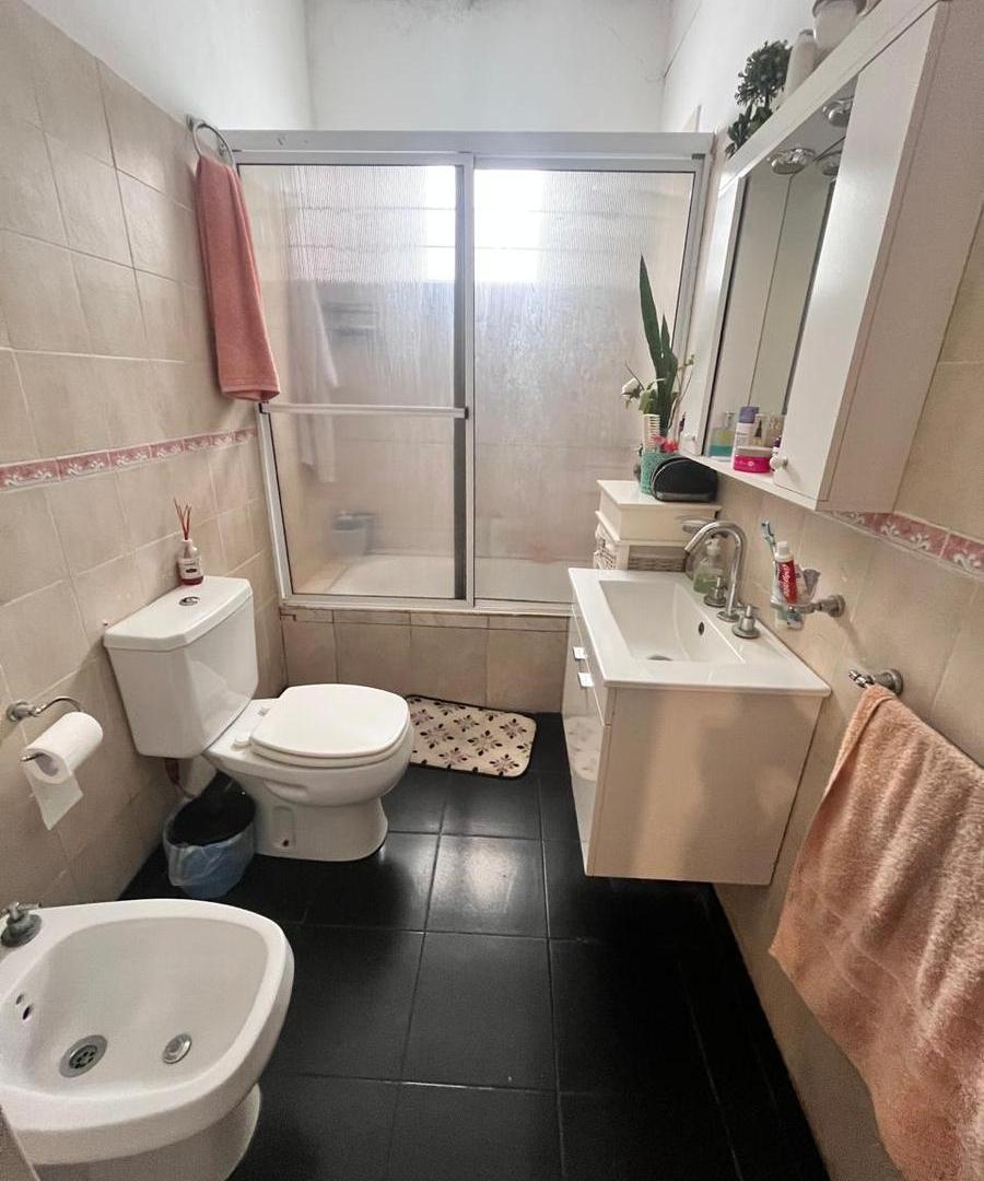 Foto de URGENTE FINANCIO CASA 4 AMB EN GLEW, imagen 5