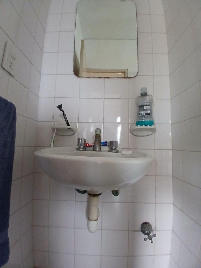 Foto de Venta Amplio Departamento 2 ambientes Avellaneda, imagen 4