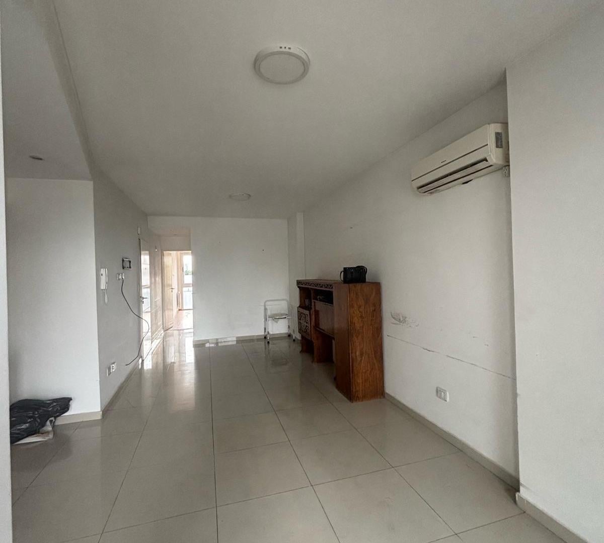 Foto de SEMIPISO DE DOS AMBIENTES CON COCHERA FINANCIACIÓN, imagen 2