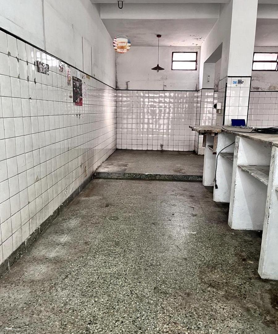 Foto de LOCAL en VENTA o ALQUILER | TEMPERLEY, imagen 5