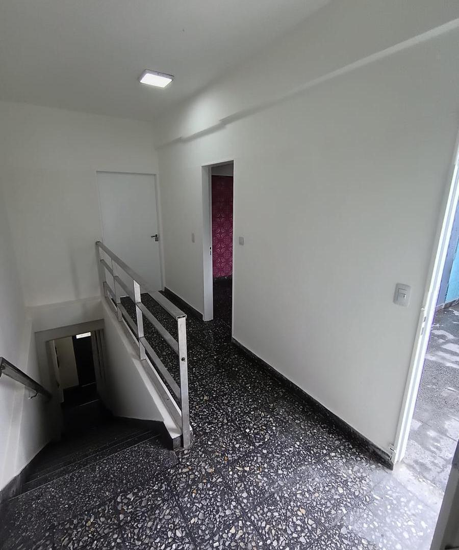 Foto de Departamento de 3 ambientes en primer piso, imagen 2