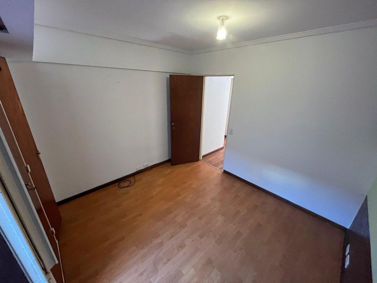 Foto de Departamento con patio zona centro Avellaneda con renta vigente VENTA, imagen 5