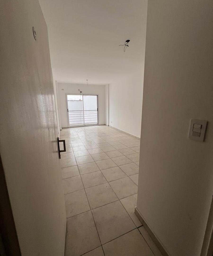 Foto de Departamento - Venta - Parque Patricios, imagen 1
